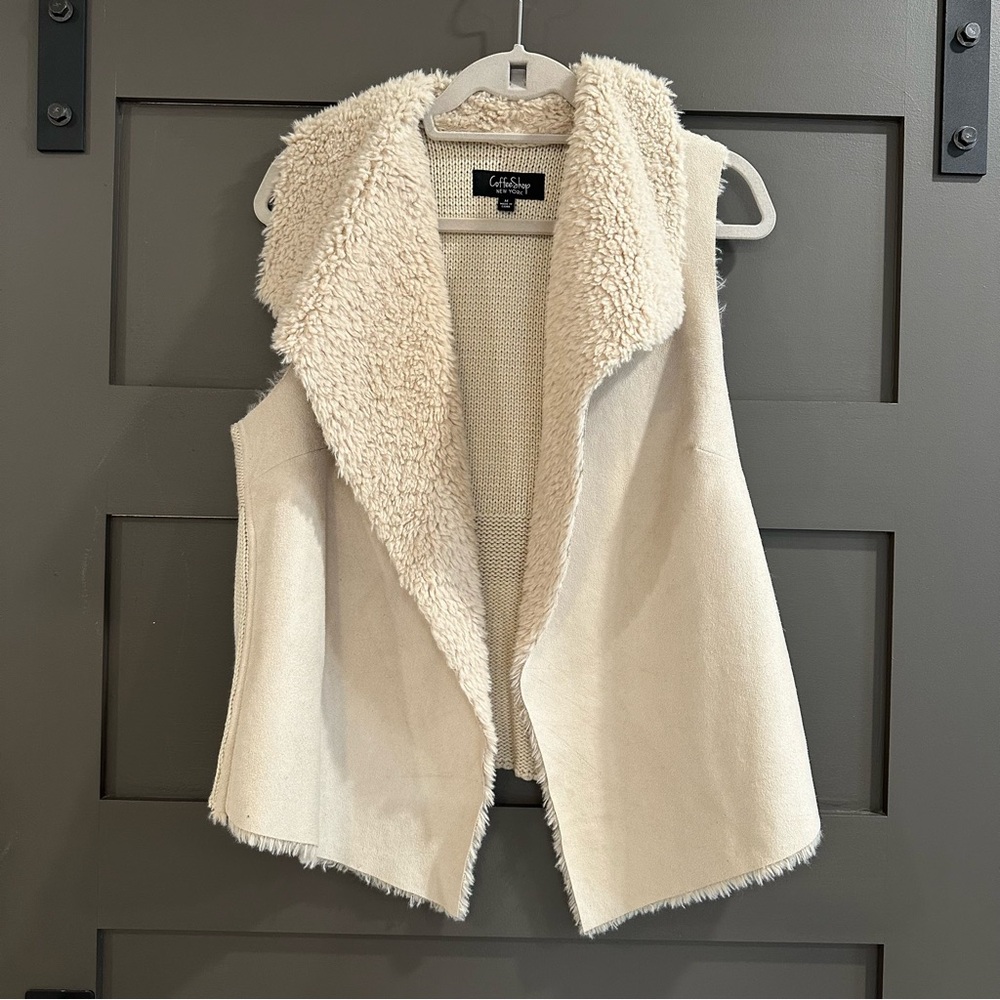 Lonnie‎ Knit Back Faux Suede Open Vest | Coffeeshop New York | Size Medium